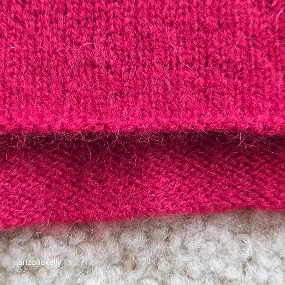 Knit Cashmere Scarf/Wrap Red - Picture 9 of 15